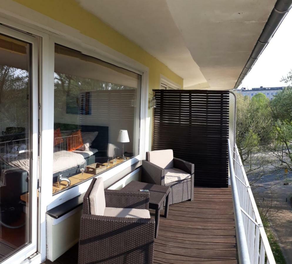 Modern City Apartment With Balcony And Nice Parc View Bréma Kültér fotó