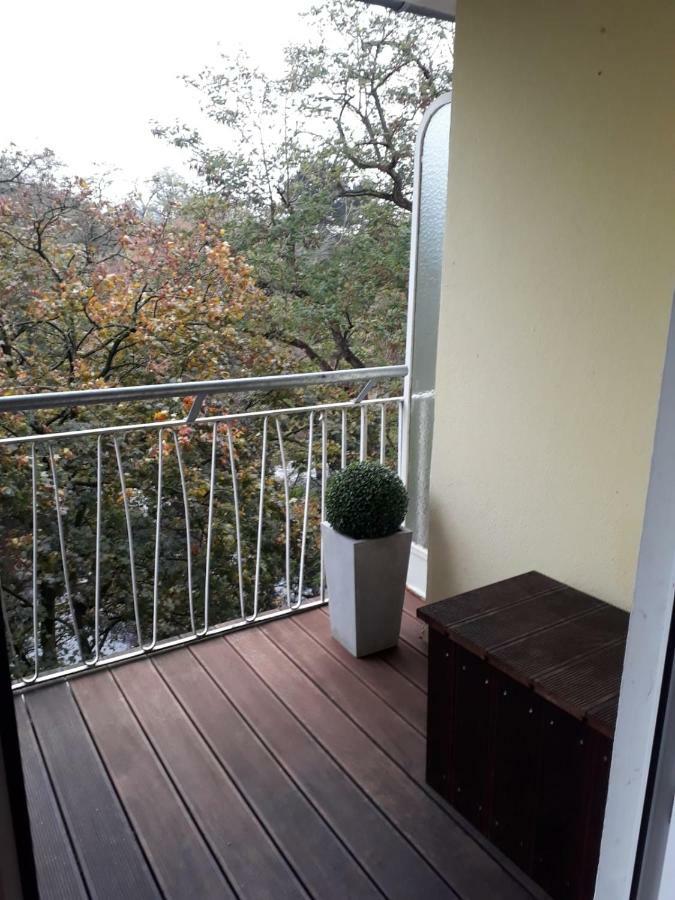 Modern City Apartment With Balcony And Nice Parc View Bréma Kültér fotó